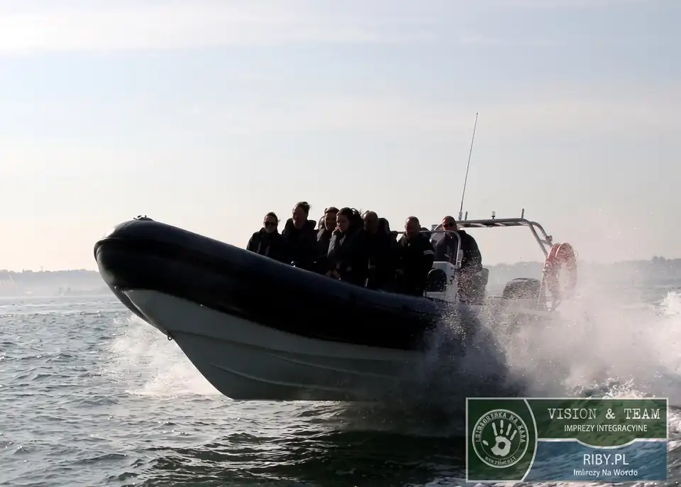 Team building by the water – it works!