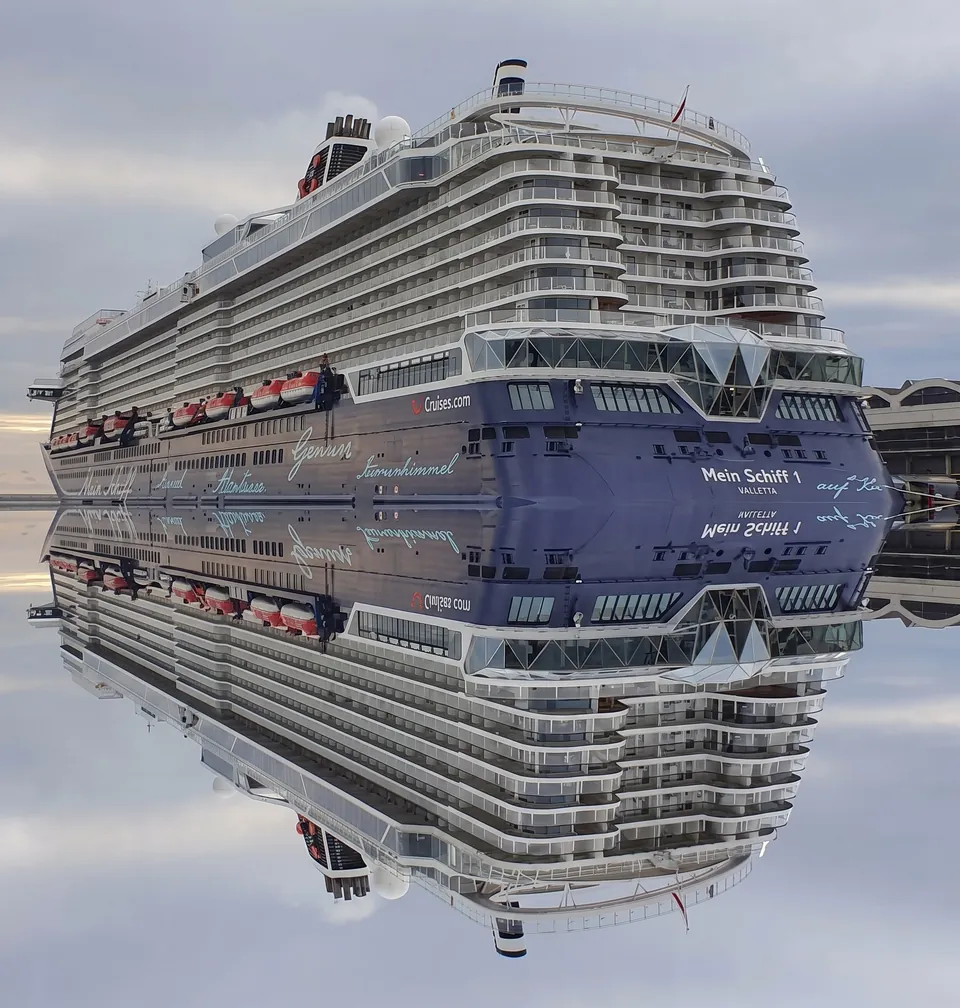 Kryssningsfartyget Mein Schiff 1 i Gdynia
